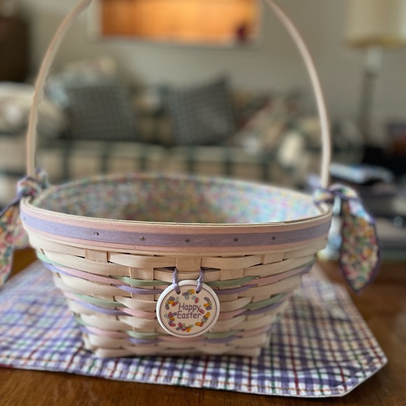 Longaberger 2000 Easter Basket - Picture 11 of 15